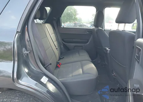 2011 Ford Escape Xlt from USA, damaged, VIN 1FMCU9D75BKC01375